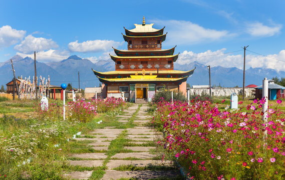 Baldan Darzhalin Buddhist datsan in the village of Kyren in the foothill valley of the Tunka Nature Park. Siberia, Baikal Region, Buryatia, Tunka Valley