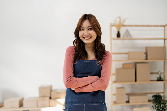 Start up small business owner. Asian woman retail online Shopping service.