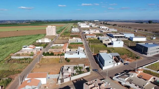 Vista a&eacute;rea da chegada a Cidade Rio Parana&iacute;ba, Minas Gerais
