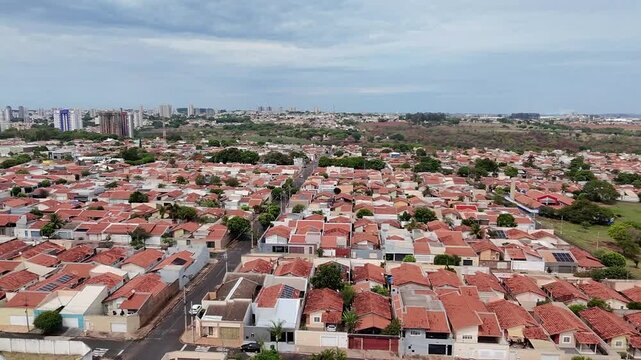 Vista a&eacute;rea dos Bairros Tancredo Neves e Jardim Esp&iacute;rito Santo em Uberaba, Minas Gerais