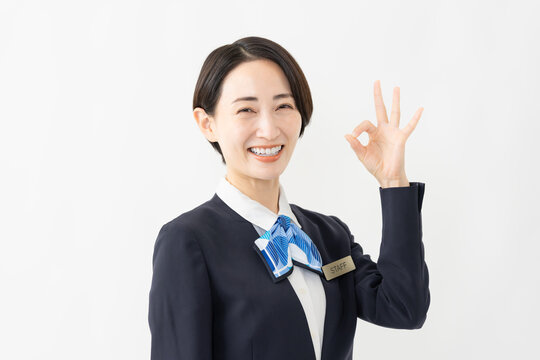制服を着た受付係の女性　ジョブイメージ
