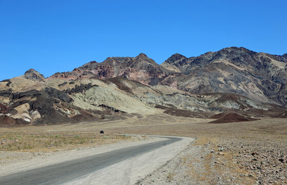 Artist's Palette loop road - Death Valley National Park, California