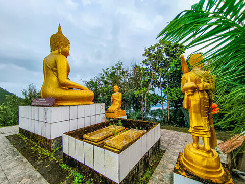 Tak Province, Thailand, Octobet 13, 2025 : LERKWADOR Mountain or Mountain of Faith view at Mae Wa Luang, Tha Song Yang District, Tak,Thailand