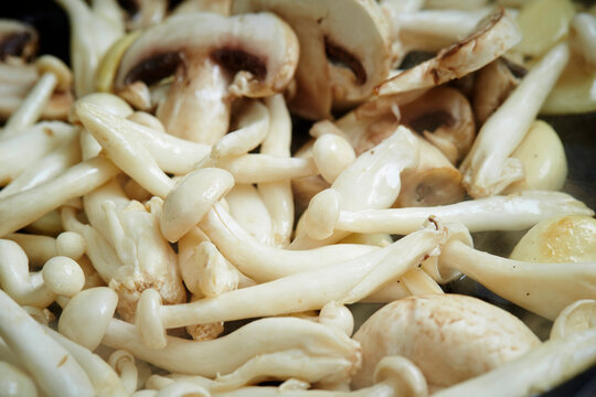 mushrooms in a frying pan