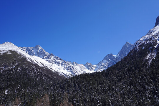 Bipenggou Valley (Bipenggou National Park) is a natural reserve located in northern Sichuan, China