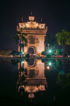 
Patuxai (Victory Gate), Historic Monument and Popular Tourist Attraction, Iconic Architectural Landmark in Vientiane, Laos
