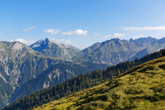 Austria, Vorarlberg, View of Lechquellengebirge mountain Schafberg and Klostertal valley