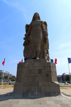Close-up of world war I memorial named Monuments aux Morts at Charles de Gaulle town square on a summer day. Photo taken July 14th, 2026, Le Havre, Normandie, France.