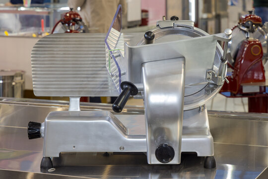 Heavy Duty Deli Meat Slicer Electric Machine at Conter in Commercial Kitchen
