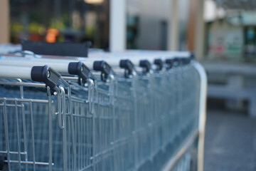 Shopping cart trolley at supermarket self service                                                              © Mike Maniatis