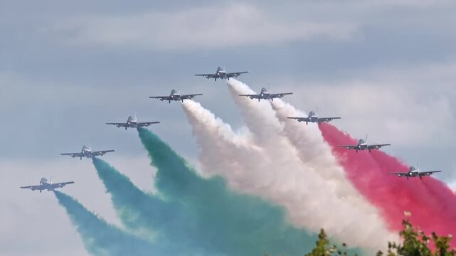 Sweden. Video. Swedish Air Force 100th Anniversary Airshow in Linkoping.
