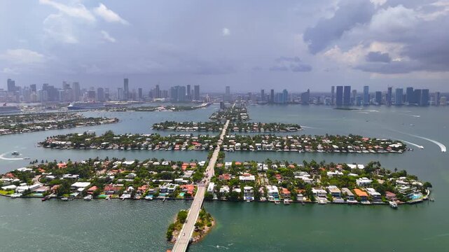 Aerial video storms approach 4k 24fps