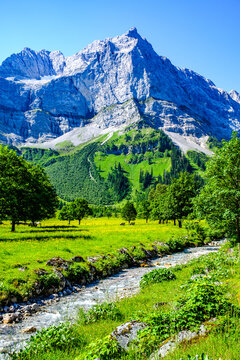 famous valley in austria - alpe eng