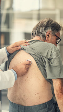Lung examination with a stethoscope