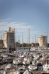 Marina, Vieux port de La Rochelle et ses deux tours © sandraB