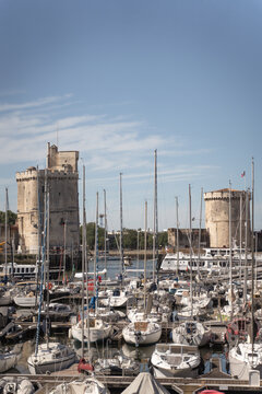 Marina, Vieux port de La Rochelle et ses deux tours