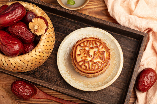 Chinese style traditional jujube mooncake