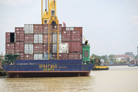 cargo ship