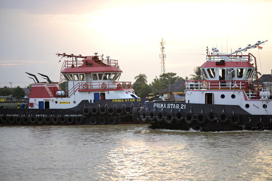 tugboat