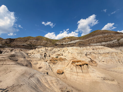 Badlands hoodoo rock formations and sedimentary layers, Drumheller Alberta