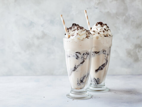 cookies and cream milkshakes