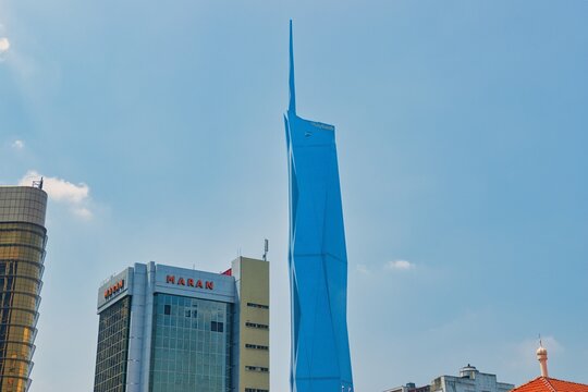 

KUALA LUMPUR, MALAYSIA - AUGUST 22, 2026: The iconic Sultan Abdul Samad Building, one of Kuala Lumpur's most recognisable heritage sites facing Dataran Merdeka. On a hot sunny day during wet season.