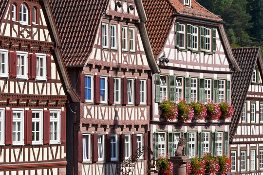 Germany, Baden Wurttemberg, Calw, View of timbered houses at market place