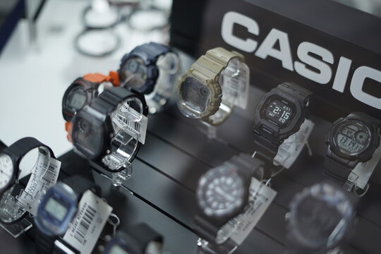 Detalle de expositor de relojes de la marca CASIO.  21 de Febrero 2026. Madrid. Espa&ntilde;a