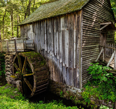 The Historic John P. Cable Grist Mill at The Cable Mill and Historic Area, Cades Cove, Great Smoky Mountains National Park, Tennessee, USA