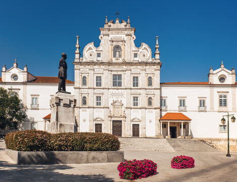 City square with Our Lady of the Assumption Cathedral in Santar&eacute;m, Ribatejo, Portugal.