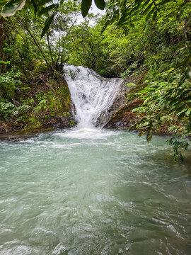 Recorridos entre rios, monta&ntilde;a y cascadas