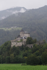Fototapeta premium Castel Tasso - Campo di Trens - Alto Adige - Italia