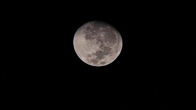 moon shot using phone, Today, 26 August 2026, 20 minutes ago, time 023409