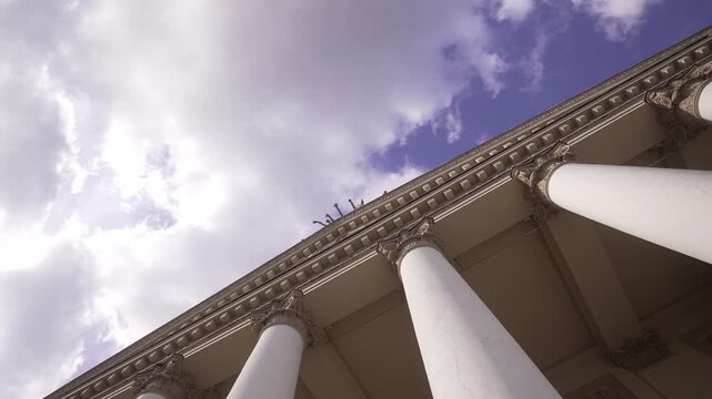  column, entablature, cornice detail, showing capital, fa, ade, classical context
