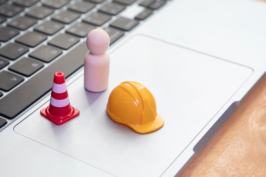 warning under construction , website under maintenance , troubleshooting and fixing