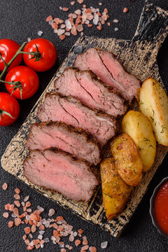 Grilled beef or pork steak seasoned with salt and allspice. Grilled steak