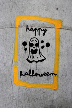 happy halloween graffiti
