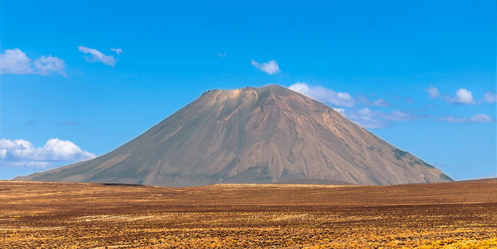 A view towards El Misti volcano on the route from Arequipa toward the Colca Canyon in southern Peru in the dry season