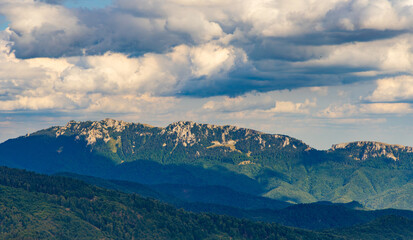 Fototapeta premium Landscape of the Buila-Vanturarita Massif in the Carpathian Mountains - Romania