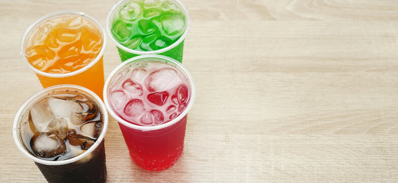 Soft drinks and fruit juice mixed with soda high in sugar have a negative effect on physical health	