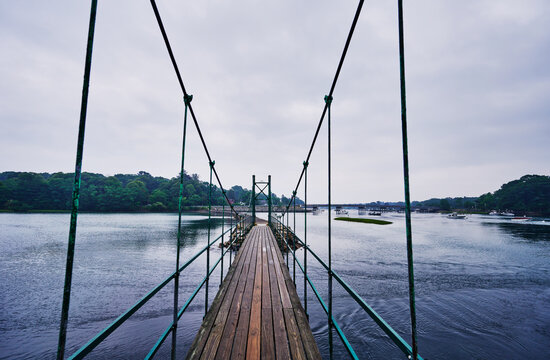 The historic Wiggly Bridge in York, widely known as one of the smallest suspension bridges in the world, York, Maine, New England, United States