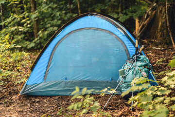Wild camping tent in a great forest © Louis-Paul Photo
