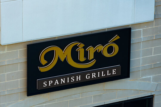 Miro Spanish Grille neighborhood eatery in Sharon Square in SouthPark in Charlotte, NC