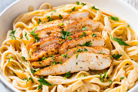 Homemade Chicken Fettuccine Alfredo Pasta