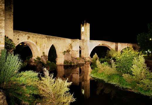 Spain, Besalu bridge dusk, Girona Province, Catalunya