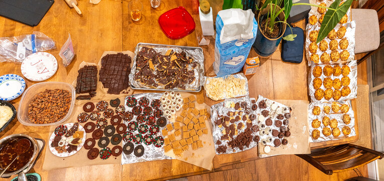 making cookies for Christmas at home