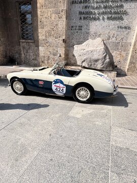 Brescia, Italy
June 5, 2026
Austin Healey 100