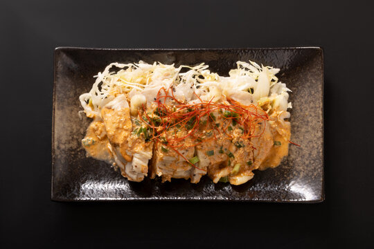 よだれ鶏　胡麻だれ　ピリ辛