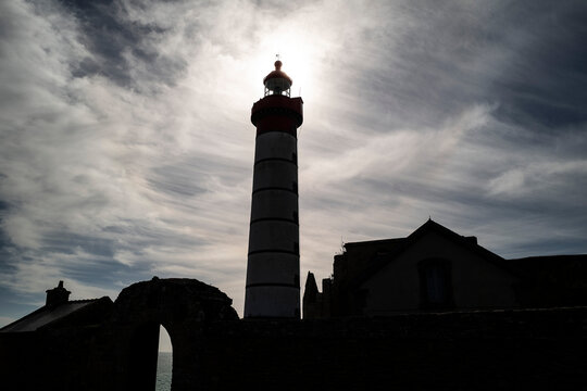 Le phare de la pointe Saint-Mathieu &agrave; Plougonvelin dans le Finist&egrave;re