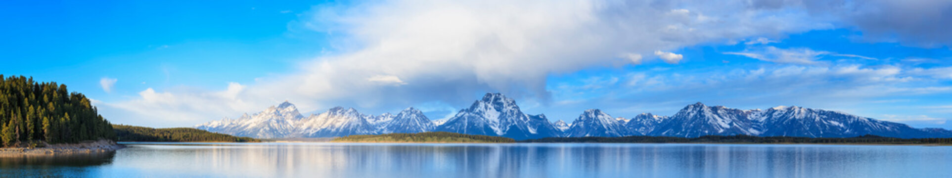 USA, Wyoming, Grand Teton National Park, Jackson Lake mit Teton Range, Mount Moran, Panorama